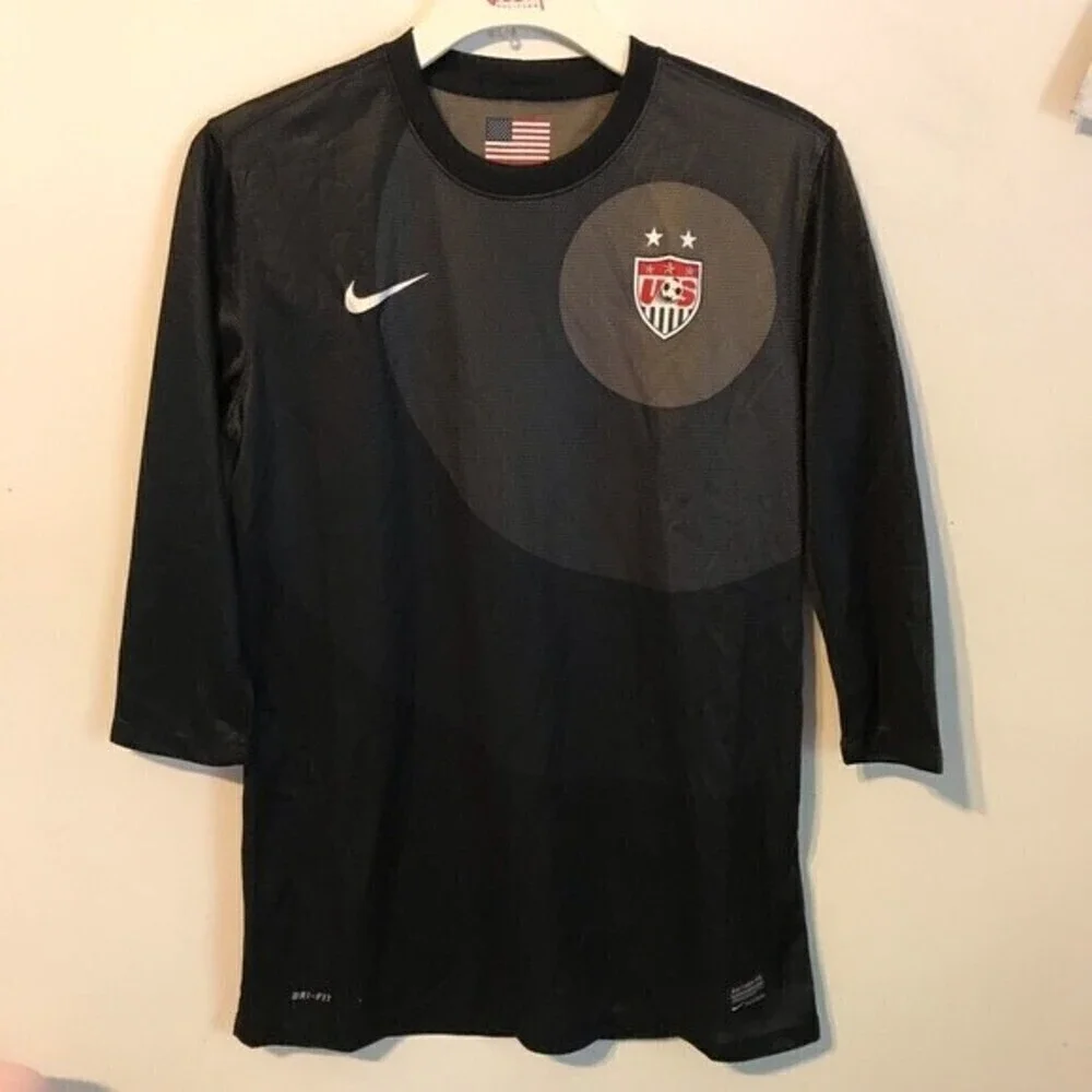 USWNT Goalkeeper Olympics Shirt Medium - Picture 10 of 16